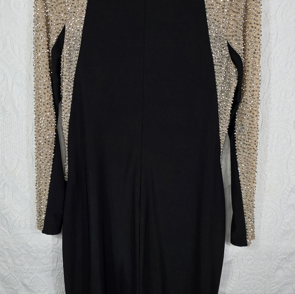 Formal Dress - Picture 2 of 10